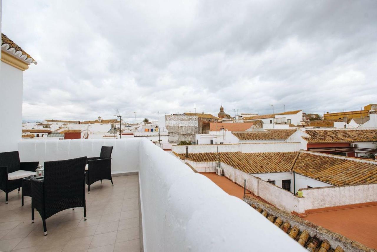 Piso Con Terraza Y Vistas Espectaculares Lejlighed Carmona  Eksteriør billede