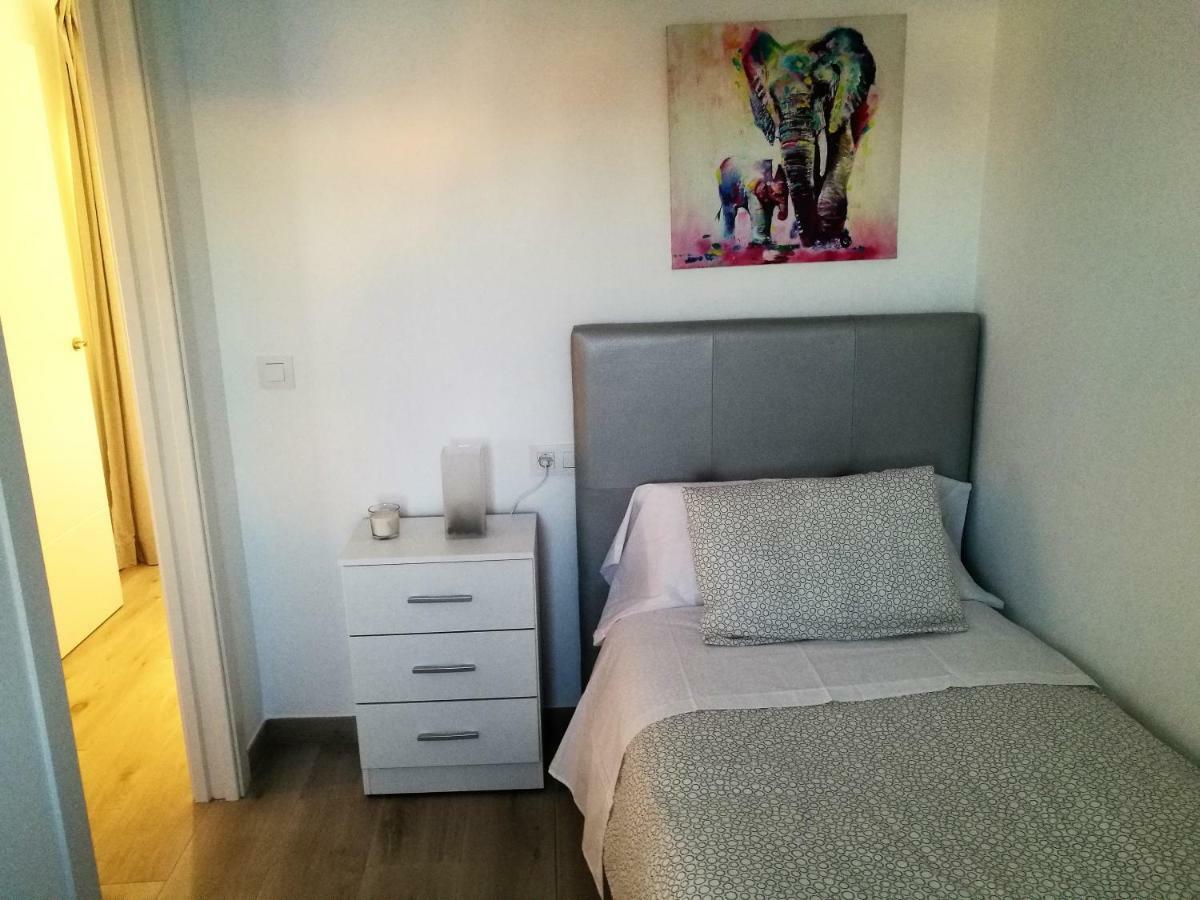 Piso Con Terraza Y Vistas Espectaculares Lejlighed Carmona  Eksteriør billede