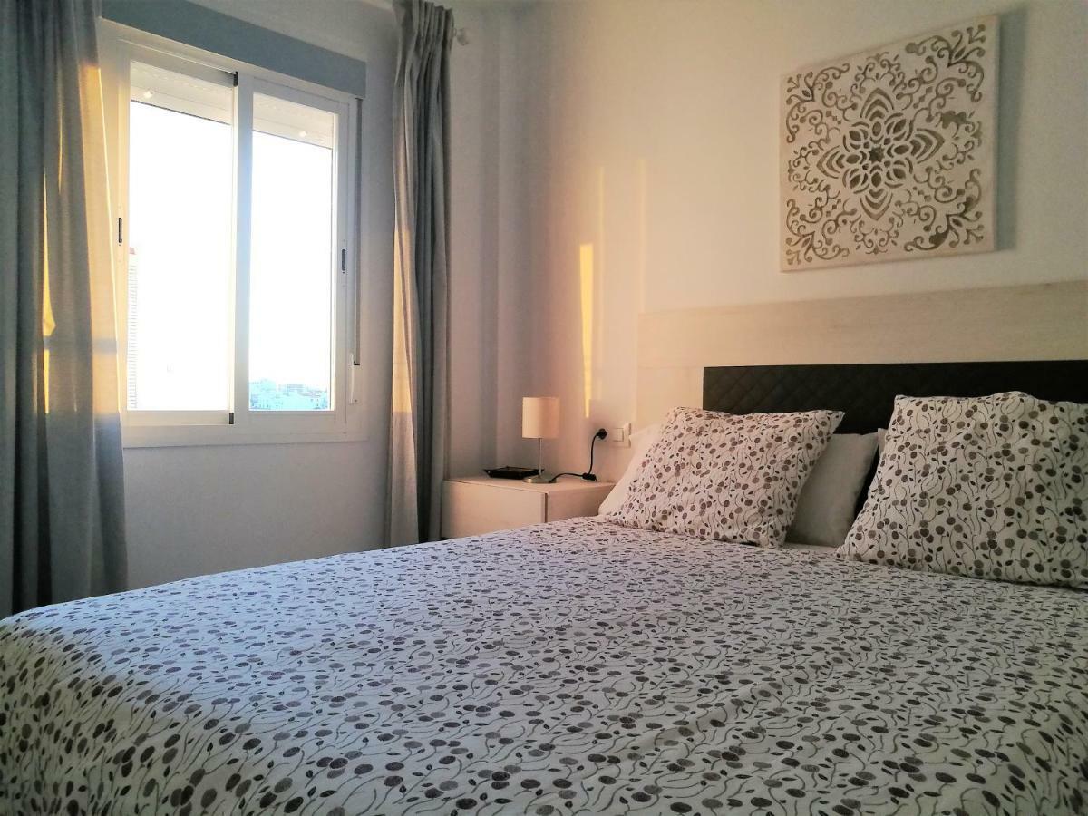 Piso Con Terraza Y Vistas Espectaculares Lejlighed Carmona  Eksteriør billede