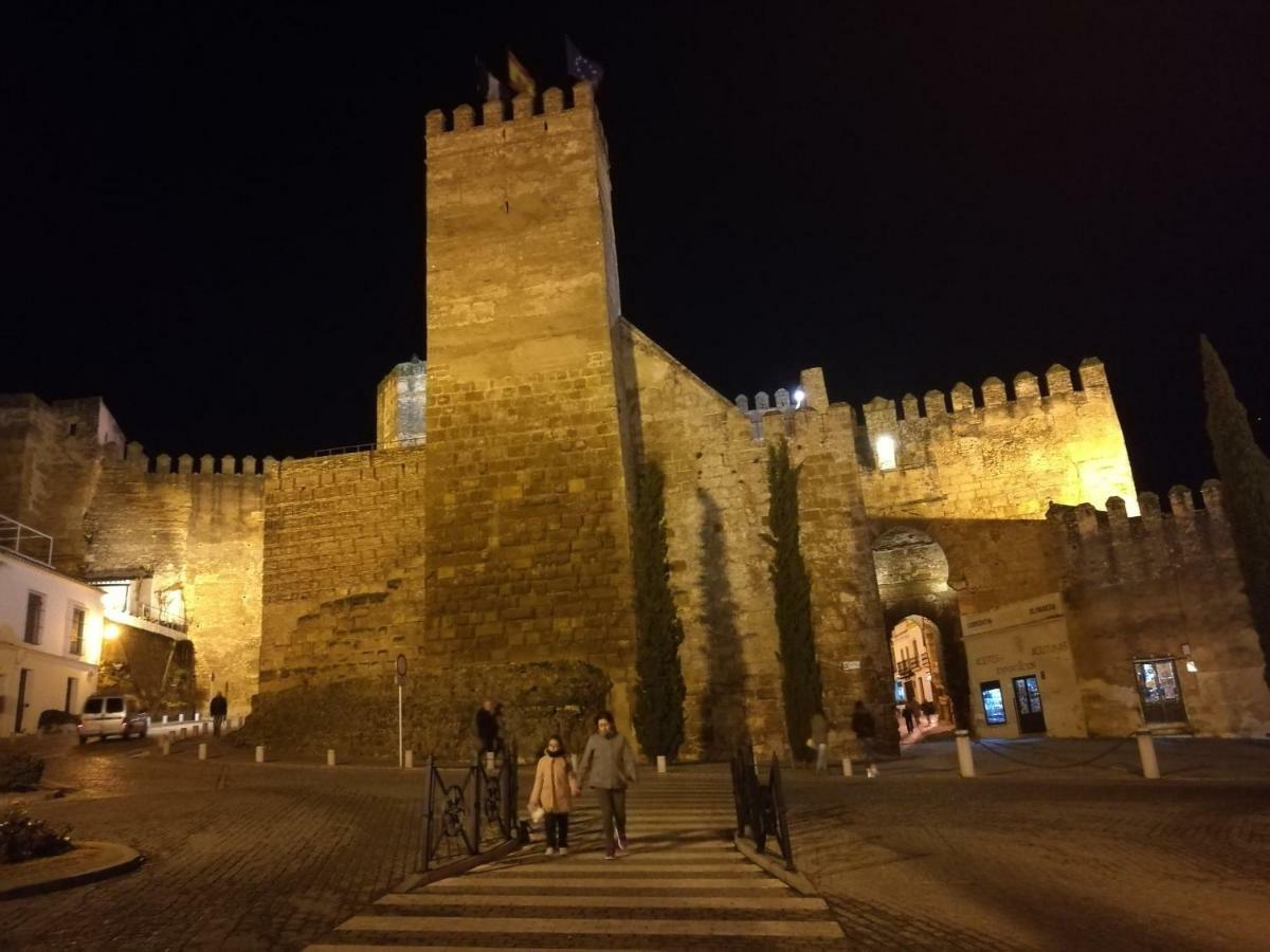 Piso Con Terraza Y Vistas Espectaculares Lejlighed Carmona  Eksteriør billede