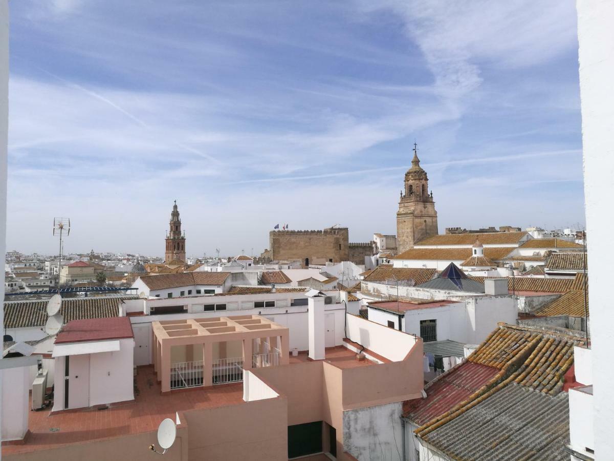 Piso Con Terraza Y Vistas Espectaculares Lejlighed Carmona  Eksteriør billede